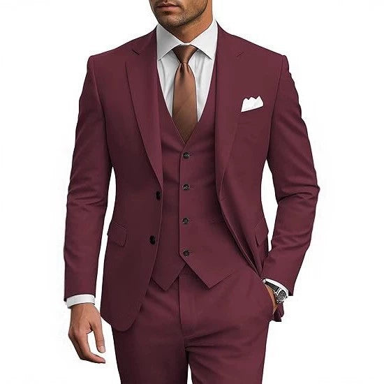 Classic 3 Piece Men's Suit with Regular Fit and Sophisticated Peak Lapel