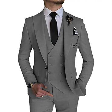 Classic 3 Piece Men's Suit with Regular Fit and Sophisticated Peak Lapel