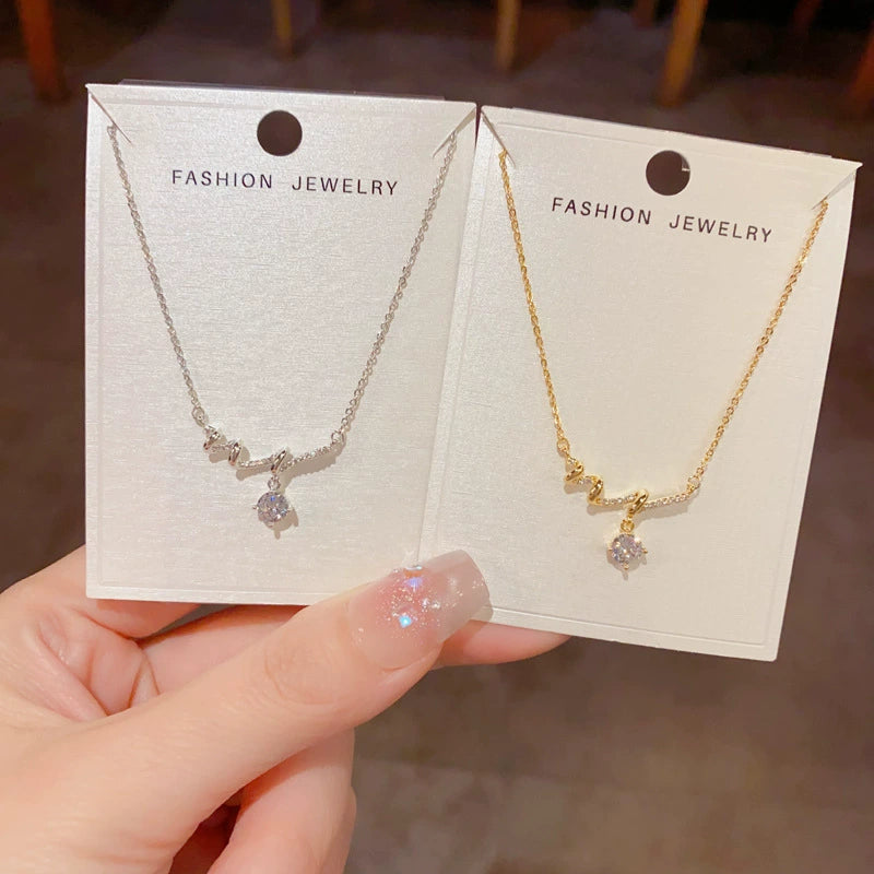 Sparkly Diamond Wave Necklace Luxurious Collarbone Chain