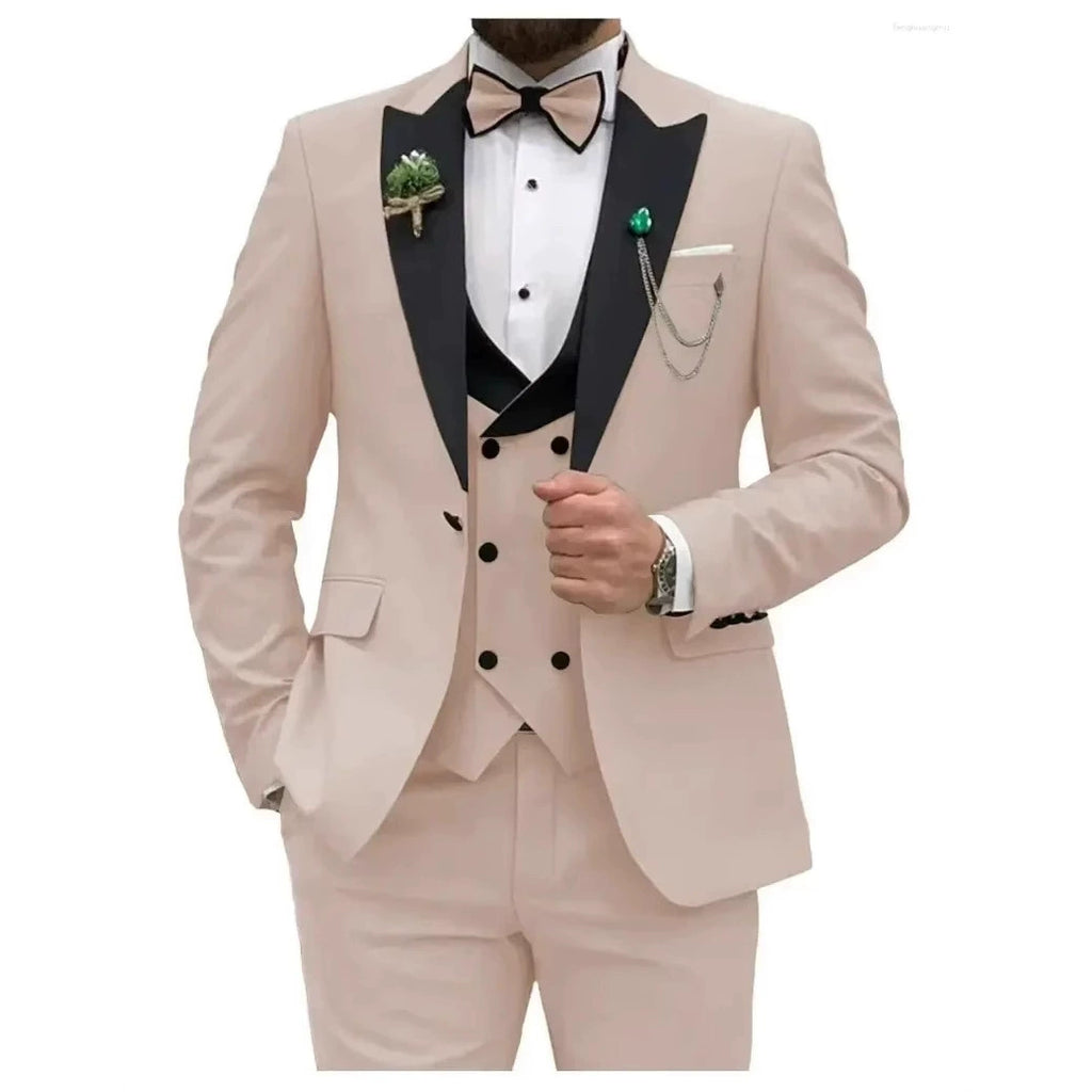 Classic 3 Piece Men's Suit with Regular Fit and Sophisticated Peak Lapel