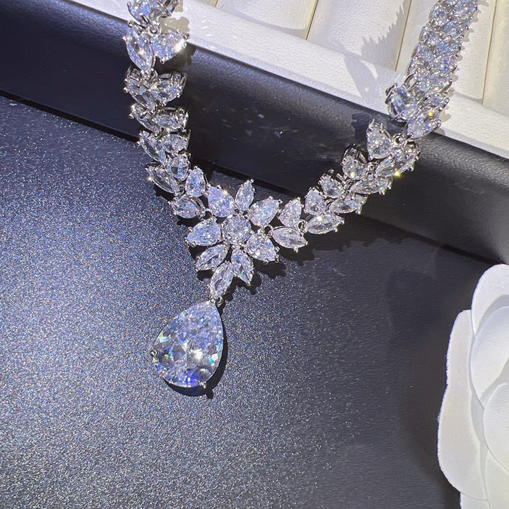 Flash Diamond Tassel Necklace Luxury Dress Accessories Dinner Clavicle Necklace CN01