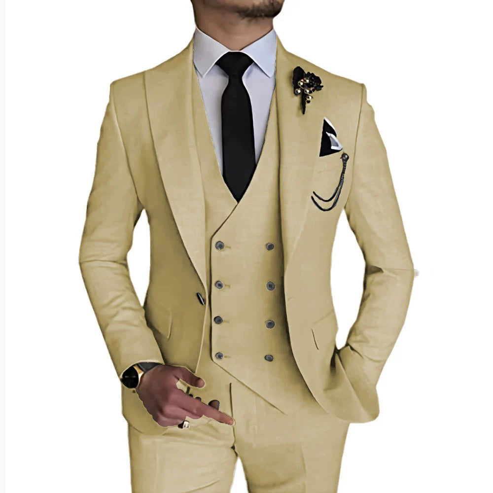 Classic 3 Piece Men's Suit with Regular Fit and Sophisticated Peak Lapel