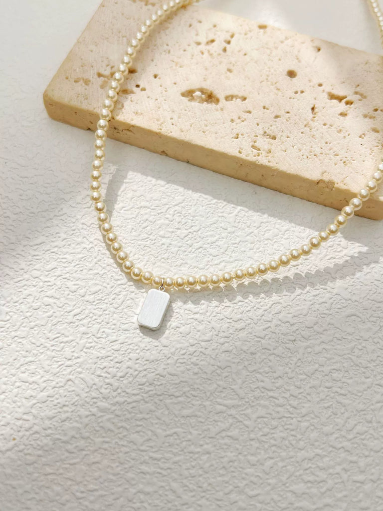 Simple Metal Square Pearl Necklace