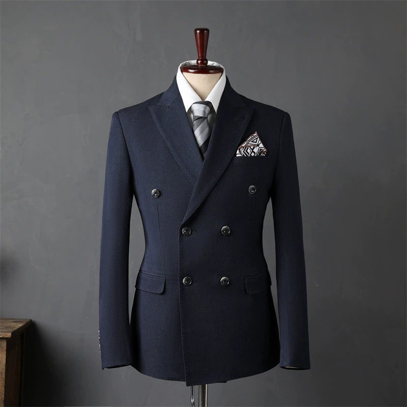 Classic 1 Piece Men's Suit with Regular Fit and Sophisticated Peak Lapel
