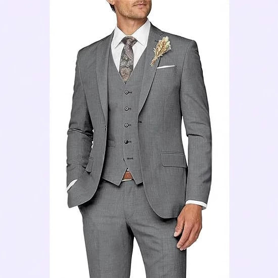 Classic 3 Piece Men's Suit with Regular Fit and Sophisticated Peak Lapel