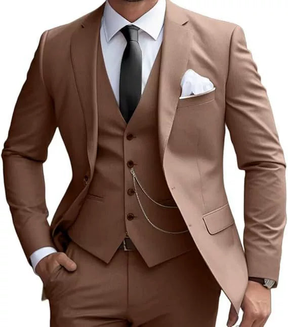 Classic 3 Piece Men's Suit with Regular Fit and Sophisticated Peak Lapel