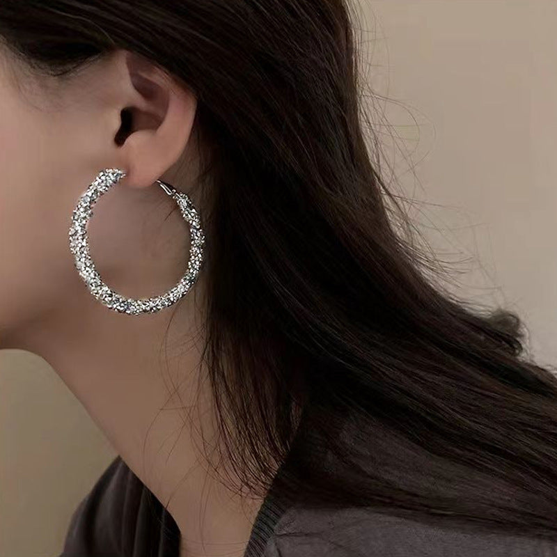 Retro Metal Flower Earrings Light Luxury Gold Flower Earrings CN154