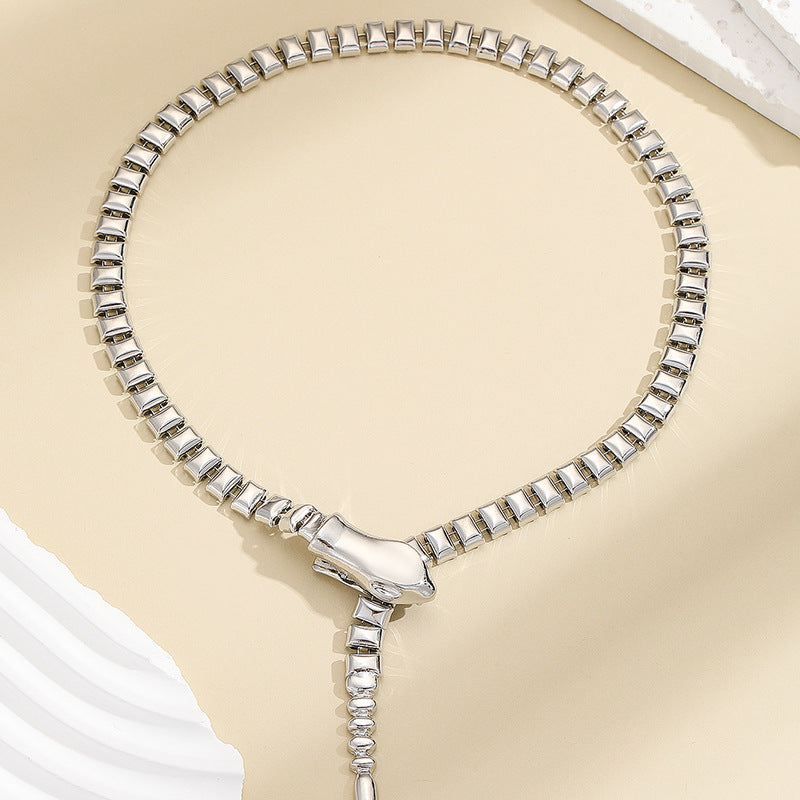 Snake Necklace Luxury Ladies Clavicle Chain Necklace CN50