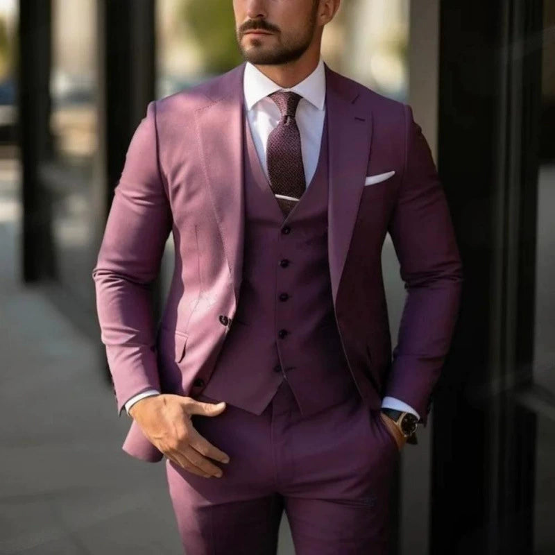Grape Classic 3 Piece Men's Suit with Regular Fit and Sophisticated Peak Lapel