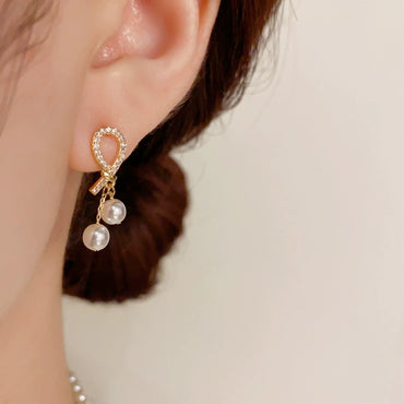 Elegant Zircon Knot Pearl Light Luxury Earrings