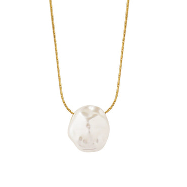 Elegant Design Baroque Inspired Irregular Necklace