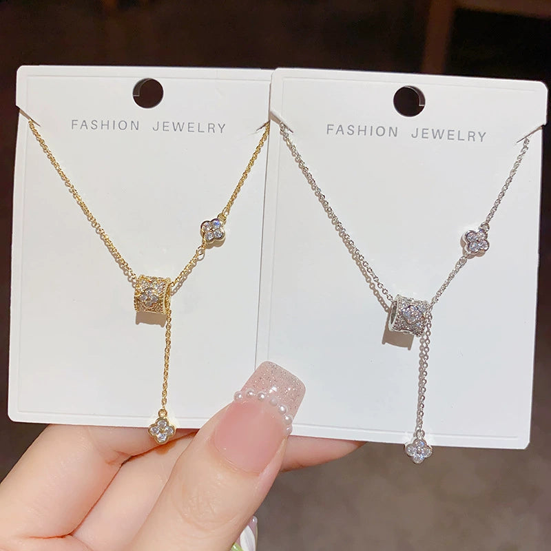 Sparkly Diamond Little Waist Leaf Flower Necklace Luxurious Collarbone Chain