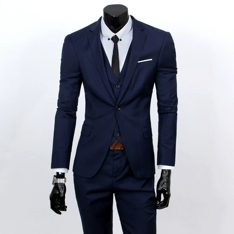 Classic 3 Piece Men's Suit with Regular Fit and Sophisticated Peak Lapel