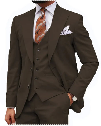 Coffee Classic 3 Piece Men's Suit with Regular Fit and Sophisticated Peak Lapel CN477