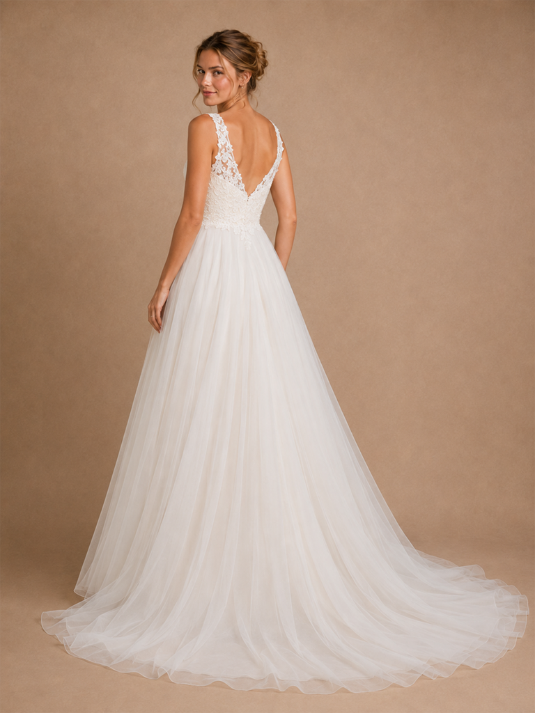 ChicSew Elegant Fancy V-Neck A-Line Lace Tulle Sleeveless Long Wedding Dress