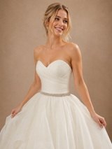 ChicSew Elegant Sweetheart Rhinestone Tulle A-Line Floor-Length Wedding Dress