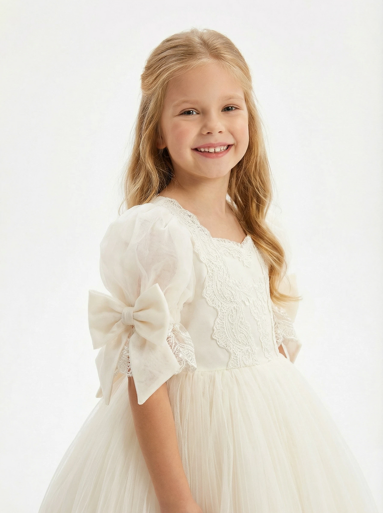 Vintage Lace Flower Girl Dress Puff Sleeve Square Neck Midi Length Tulle Princess Gown