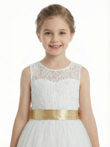 Sleeveless Flower Girl Dress A-Line Tulle Gown with Lace Overlay Keyhole Back & Oversized Bow Accent for Special Celebrations