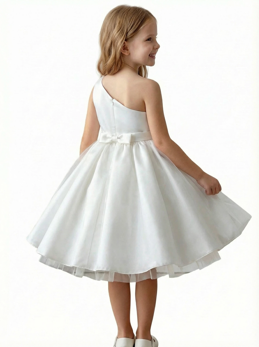 One-Shoulder Sleeveless Flower Girl Dress A-Line Satin & Tulle Gown with Waist Bow Detail for Weddings & Special Occasions