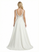 Elegant V-Neck Formal Gown Lace Bodice Satin Fabric A-line Floor Length Prom Party Dress