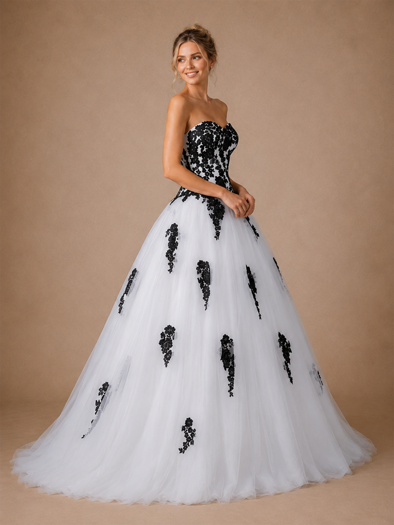 ChicSew Elegant Sweetheart A-Line Tulle Floor-Length Wedding Dress With Lace Appliques