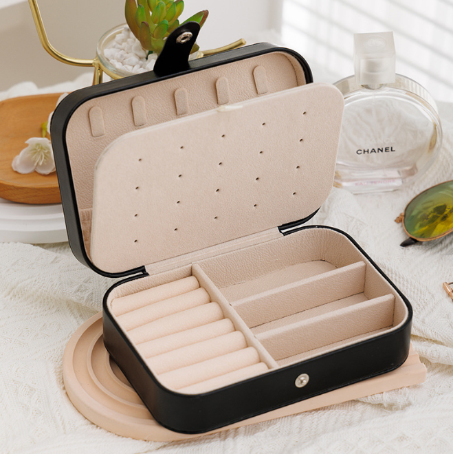 Ring Box Wedding Ring Earring Box Travelling Jewelry Box Random color  CN390