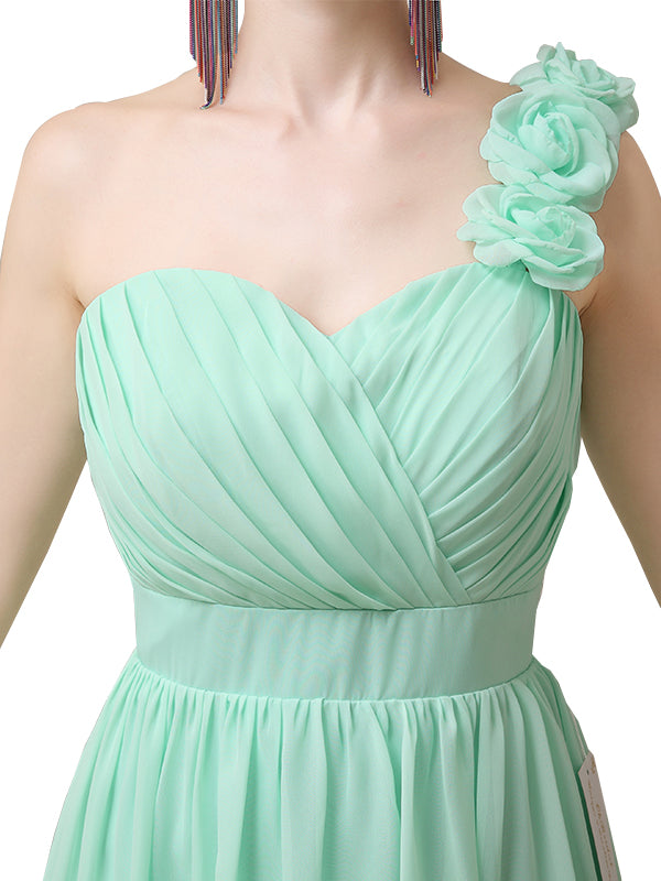 Popular One-shoulder Sweetheart Knee-Length Short Bridesmaid Dresses