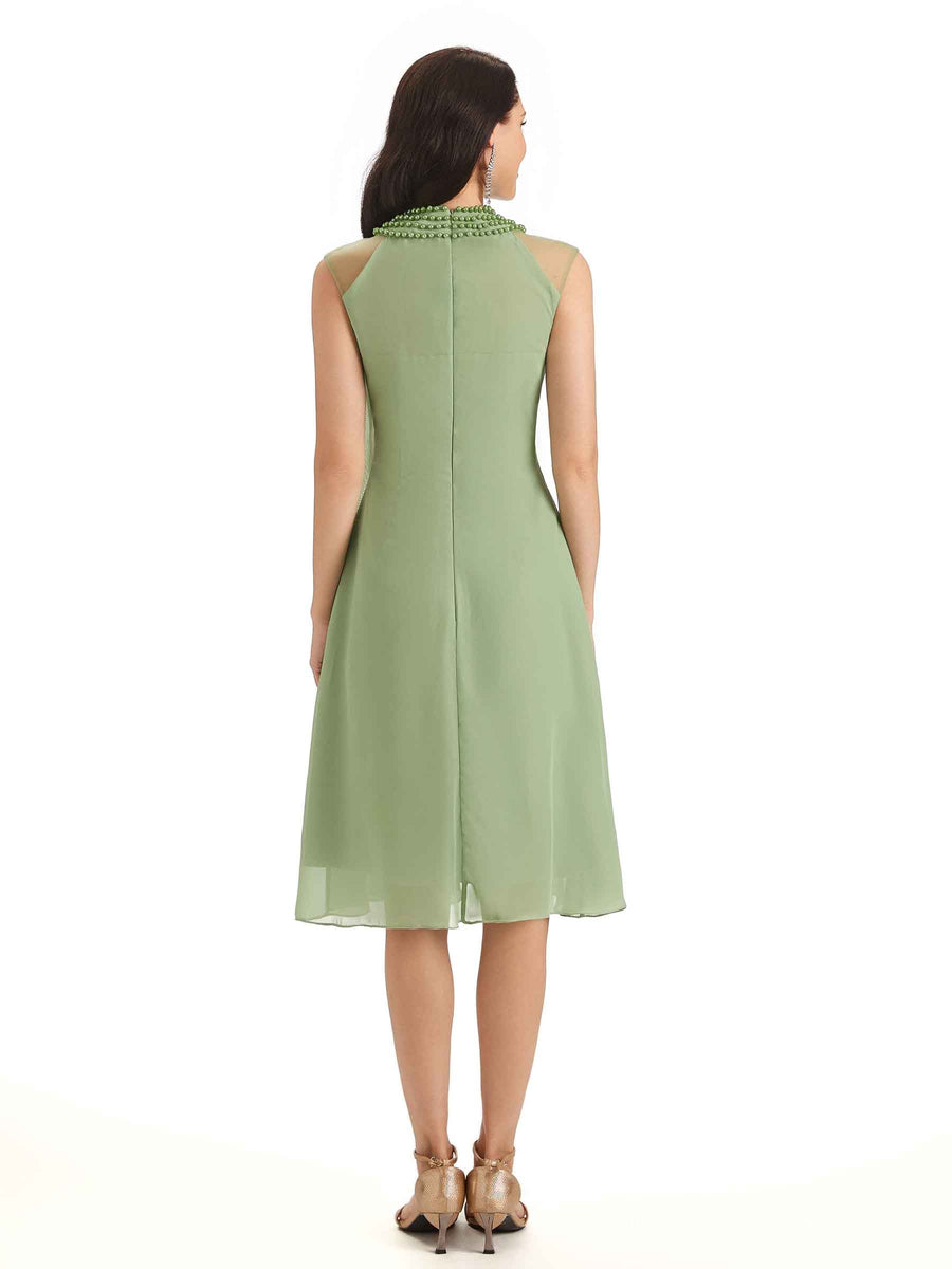 Elegant Chiffon Halter Knee Length Short Mother Of The Bride Dresses