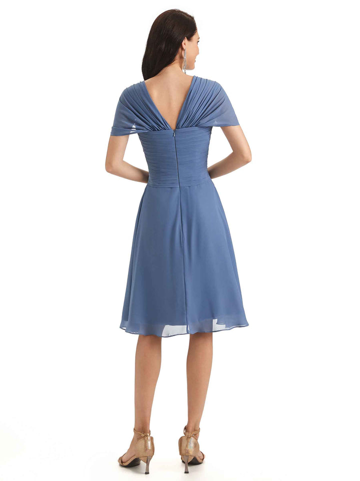 Elegant A-line Chiffon Cap Sleeves V-neck Short Mother of The Bride Dresses
