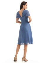 Elegant A-line Chiffon Cap Sleeves V-neck Short Mother of The Bride Dresses