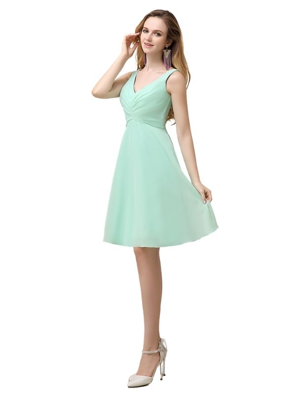 Chiffon A-line V-Neck Knee-Length Short Bridesmaid Dresses