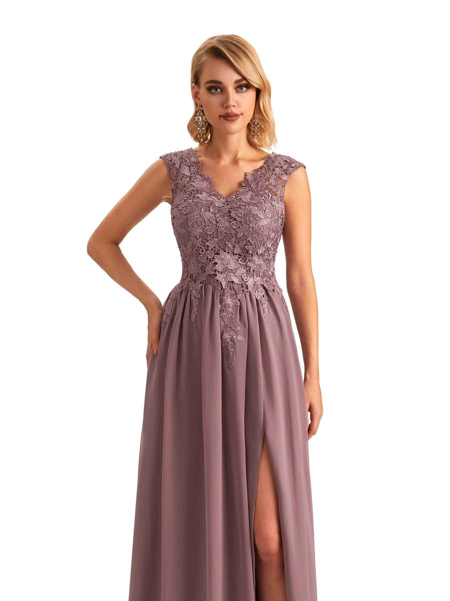 Elegant Side Slit Chiffon V-neck Long Lace Mother of the Brides Dresses