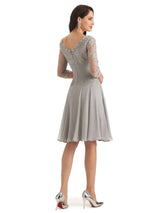 Elegant Scoop Lace Chiffon Half Sleeves Knee Length Short Mother Of The Bride Dresses