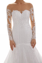 Sweetheart Long Sleeves Long Mermaid Ivory Lace Chapel Train Wedding Dresses