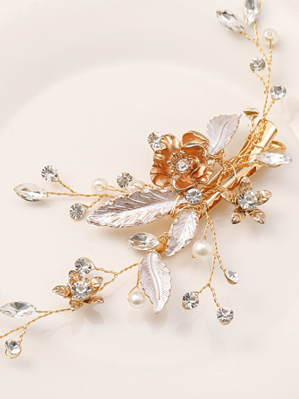 Simple Fairy Beauty Tiara Delicate Handmade Flower Side Clip Bride Wedding Dress Hairpin